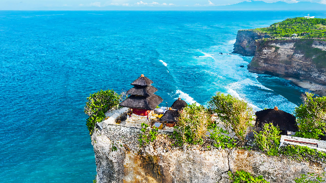Wisata Budaya di Bali: Menyelami Tradisi, Spiritualitas, dan Kehidupan Masyarakat Pulau Dewata
